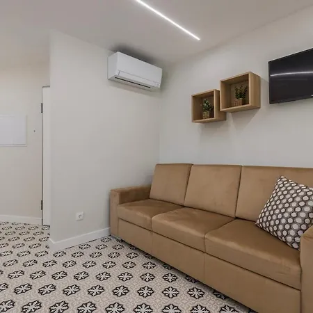 Apartmán Modern 2br With Patio And Ac Lisboa