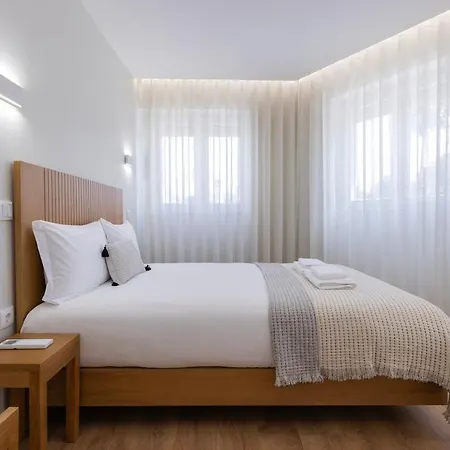 Modern 2br With Patio And Ac *