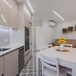 Modern 2br With Patio & Ac - 0e * Lisboa