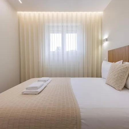 Modern 2br With Patio & Ac - 0e Lägenhet Lisboa