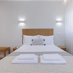 Апартаменты Modern 2br With Patio & Ac - 0e