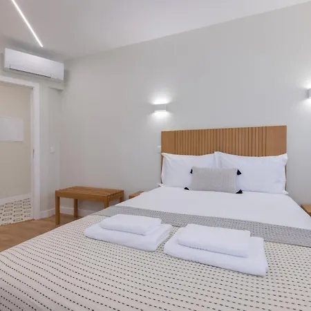 Modern 2br With Patio And Ac *