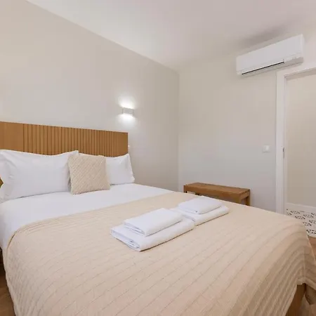 아파트 Modern 2br With Patio And Ac