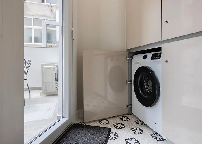 Modern 2br With Patio & Ac - 0e * Lisboa
