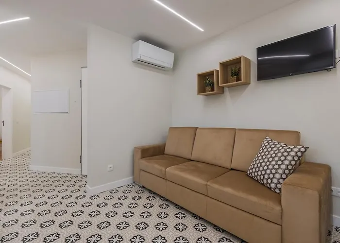 شقة Modern 2br With Patio & Ac - 0e Lisboa